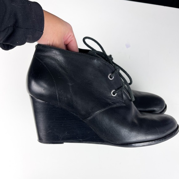 Cole Haan Womens 10 B Wedge Leather Lace Up Ankle Booties Boots Black - Picture 2 of 12